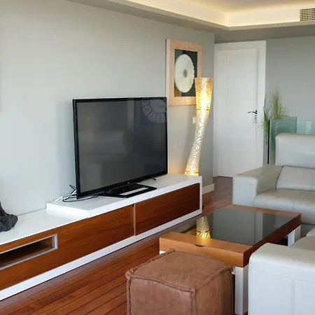 Metropolitan Duplex *